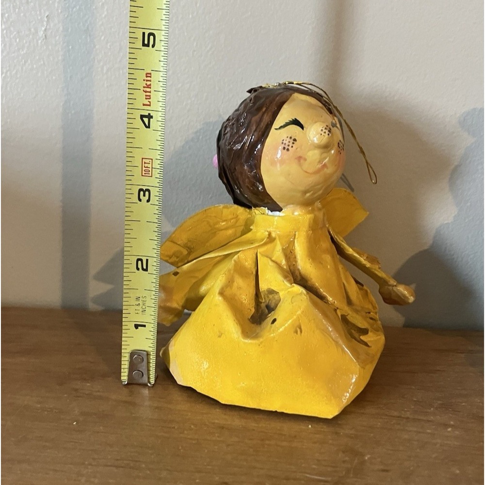 Vintage MCM Paper Mache Folk Art Angel and Caroler Ornaments Set - Taiwan - Picture 11 of 12